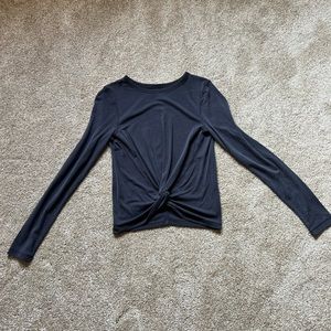 Lululemon long sleeve twist crop top